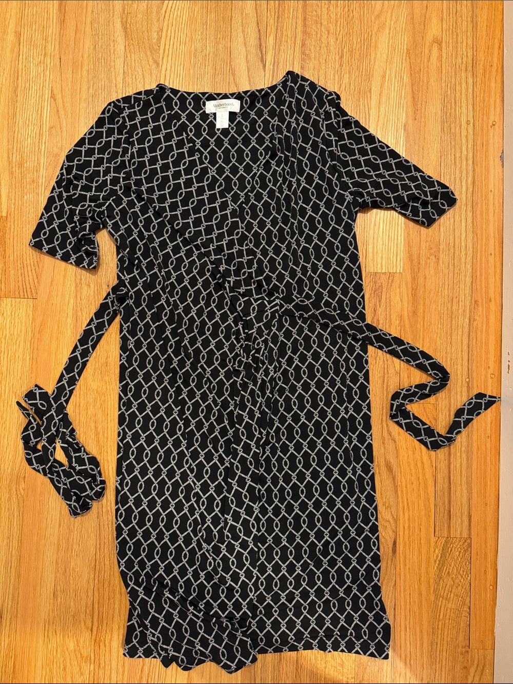 Motherhood, maternity Black Chain-Link Print Wrap Dress with Tie Waist